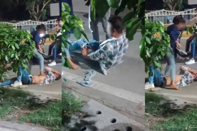 Video Viral : इंदौर में प्रेमिका ने प्रेमी को जिस तरह मारा वह देख हर कोई है सन्न, सड़क पर पैंट खुलवाया चप्पल से पीटा और छाती पर पैर रखकर हुई खड़ी