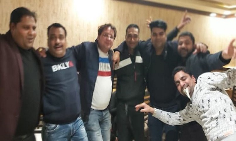 मुरादाबाद में फिर सक्रिय होने लगे सट्टेबाज, मौज-मस्ती में जुटे, एसएसपी की मेहनत पर पानी फेरने में जुटे कुछ पुलिसकर्मी