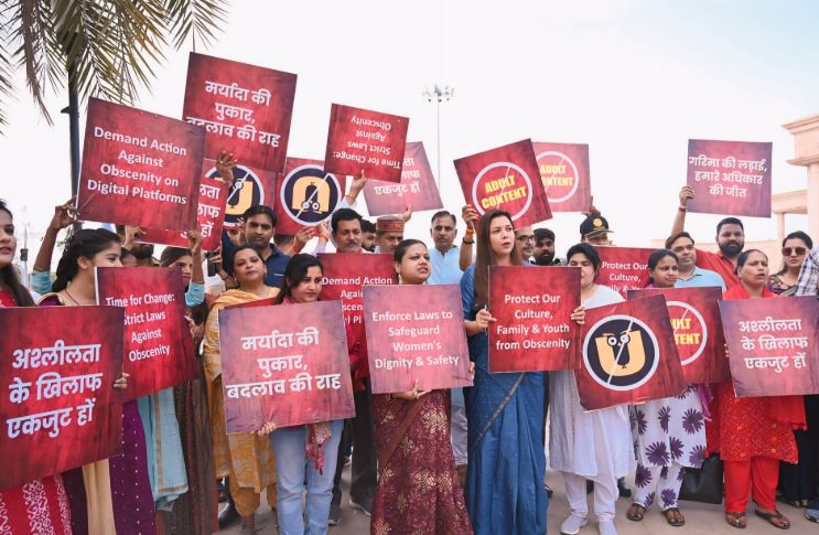 सभी डिजिटल प्लेटफॉर्मों पर एक समान कार्यक्रम संहिता की जाए लागू, ताकि उल्लंघन करने वालों पर की जाए कठोर कार्रवाई : डॉ. प्रियंका मौर्य