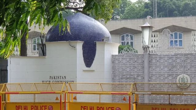 भारत का पाकिस्तान पर एक और सख्त एक्शन, उच्चायोग के एक और अधिकारी को देश छोड़ने का आदेश
