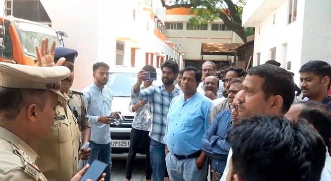 लखनऊ में परिवार कल्याण महानिदेशालय को बम से उड़ाने की मिली धमकी, बम स्क्वाड और पुलिस जांच में जुटी