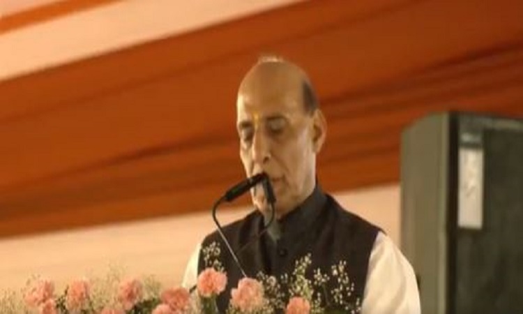 भारतीय सेनाओं ने एक कुशल डॉक्टर और सर्जन की तरह काम किया, आतंकवाद की जड़ों पर अपने हथियारों का किया इस्तेमाल: राजनाथ सिंह