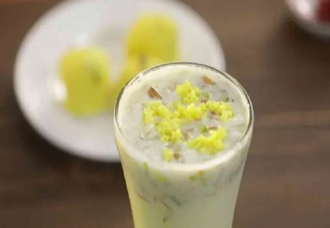 Rich and creamy malai lassi: धूप और गर्मी से राहत पाने के लिए नाश्ते में शामिल करें रिच एंड क्रीमी मलाई लस्सी