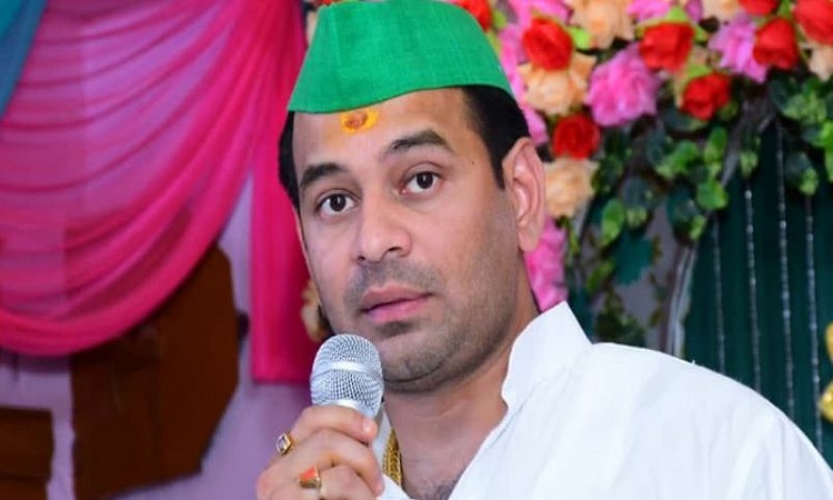 लालू यादव ने तेज प्रताप यादव को पार्टी से निकाला, कहा-अब से पार्टी और परिवार में उसकी किसी भी प्रकार की कोई भूमिका नहीं