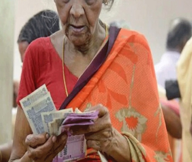 हक की लड़ाई लड़ने वाले पेंशनरों की सरकार ने ली सुध….संशोधित नियमों से मिलेगा ऐसे फायदा