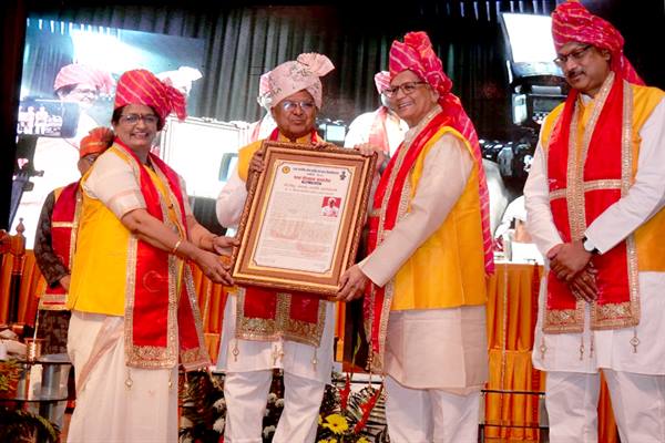संगीत का मनुष्य के जीवन में महत्वपूर्ण स्थान