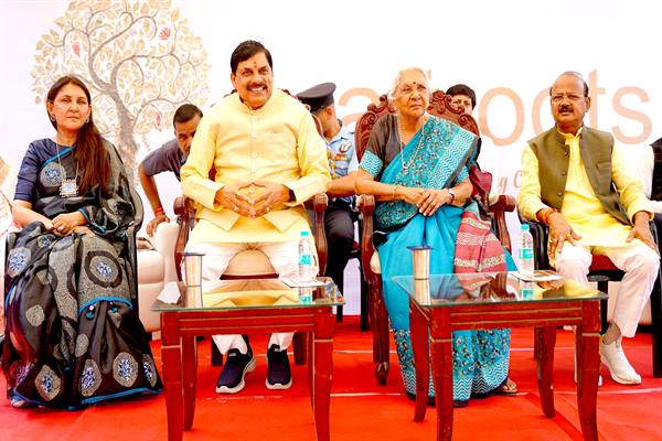पारम्परिक शिल्पकला, आत्मनिर्भरता व स्वावलंबन का आधार है