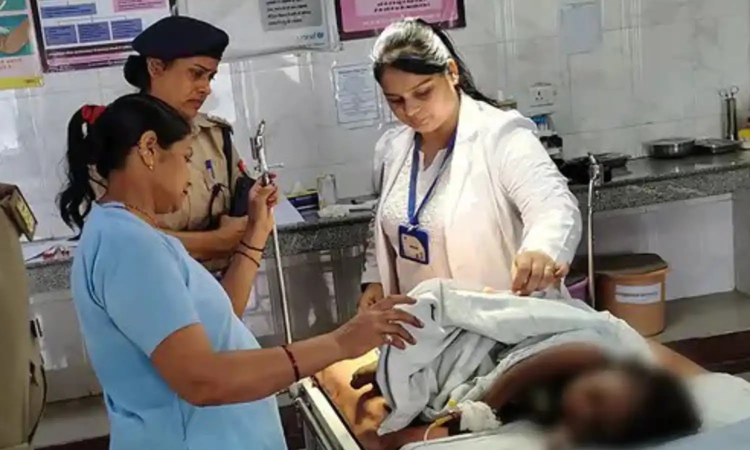 Lucknow Rape Case : लखनऊ में ढाई साल की दिव्यांग बच्ची से रेप, प्राइवेट पार्ट में गहरे जख्म, दरिंदा मरा समझ झाड़ियों में फेंका