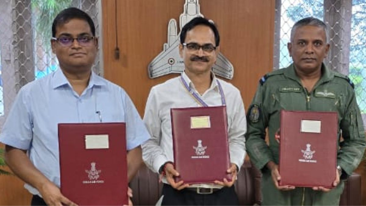 गोरखपुर एयरपोर्ट को मिलेगा नया टर्मिनल, 42 एकड़ में बनेगा आधुनिक भवन, एक हजार करोड़ की लागत