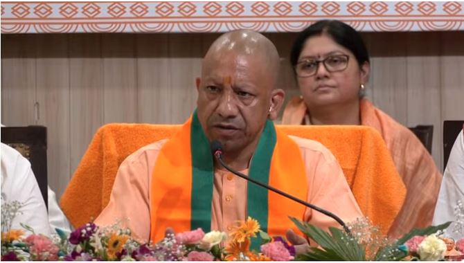 पीएम मोदी के 11 साल का कार्यकाल आत्मनिर्भर और विकसित भारत की नींव के स्वर्णिम युग के रूप में जाना जाएगा : सीएम योगी