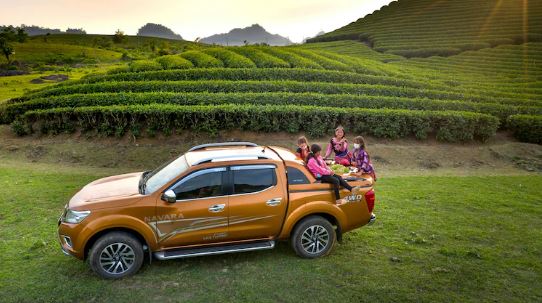 Tourism Tips : छुट्टियां मनाने जा रहे हैं हिल स्टेशन तो इन चीजों को जरूर रखें अपने साथ , ले जाना आसान भी है