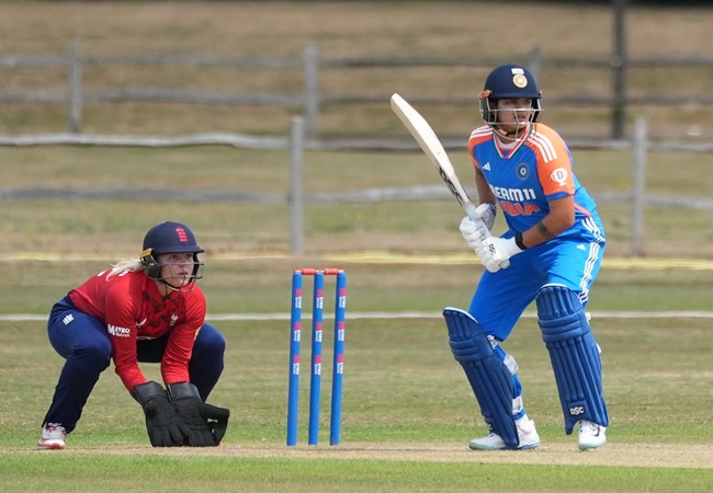 IND vs ENG 1st T20I: आज भारत और इंग्लैंड की विमेंस टीम की बीच खेला जाएगा पहला टी20आई; जानें- कब, कहां देख पाएंगे मैच