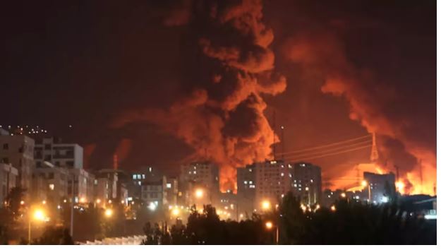 Iran-Israel Conflict : ईरान में रहने वाले भारतीयों के लिए एडवायजरी जारी, इन इमरजेंसी में नंबरों पर करें कॉल