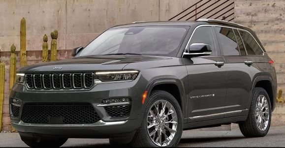 Jeep Grand Cherokee Signature Edition : जीप ग्रैंड चेरोकी सिग्नेचर एडिशन लॉन्च , जानें कीमत और फीचर्स