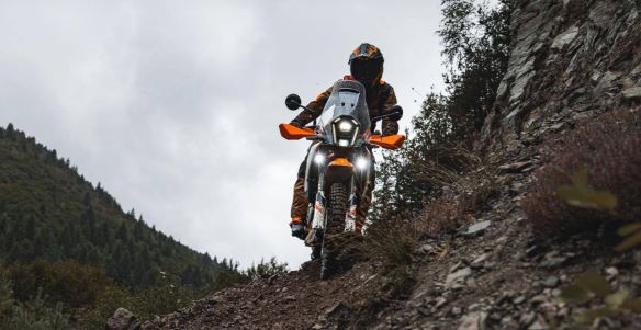 KTM 390 Adventure X Updated Version : KTM ला रही 390 एडवेंचर X का अपडेटेड मॉडल, जाने फीचर्स और कीमत