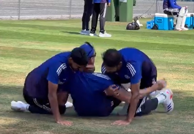 VIDEO: अर्शदीप और आकाश दीप ने मिलकर बॉलिंग कोच को जमीन पर पटका! फिर मोर्ने मोर्केल ने ऐसे लिया बदला