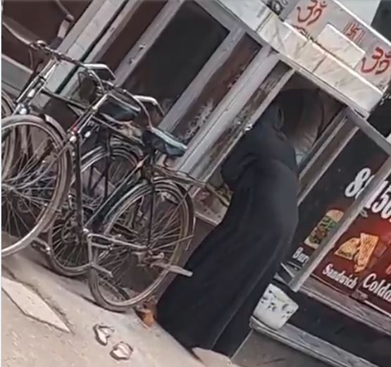 VIDEO : जब भगवान ने सुनी प्रार्थना, तो भोले शंकर के शरण में पहुंची मुस्लिम महिला