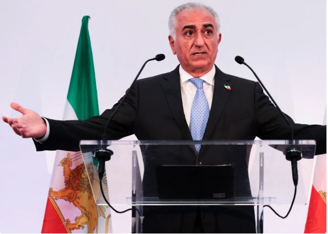 ईरान के निर्वासित क्राउन प्रिंस रेजा शाह पहलवी का बड़ा दावा, बोले- खामेनेई और उनके करीबी देश छोड़कर भागने की फिराक में