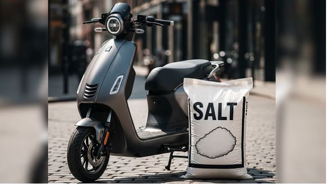 Salt Powered Scooter : नमक से चलेंगे इलेक्ट्रिक स्कूटर जानिए क्या है इसमें ख़ासियत?