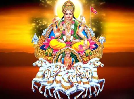 Surya Nakshatra Gochar 2025 : गुरु के नक्षत्र में सूर्य नारायण का गोचर ,  इन राशियों की बदलेगी किस्मत