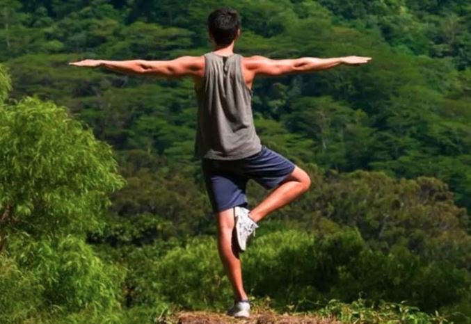 Tadasana Yoga : ताड़ासन शरीर को बनाता है संतुलित, रीढ़ की हड्डी को करता है मजबूत