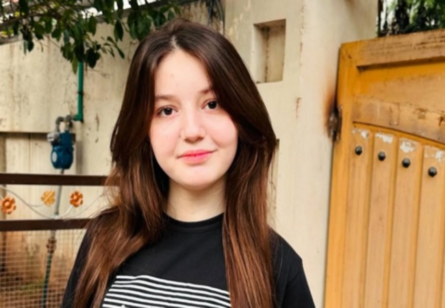 सोशल मीडिया स्टार सना खान की पाकिस्तान में हत्या, घर में मेहमान बनकर घुसा हत्यारा,गोली मारकर हुआ फरार