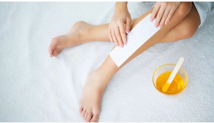 वैक्सिंग कराना है तो कैसा डर? इस प्रक्रिया से करवायें नहीं होगी कोई भी स्किन समस्या