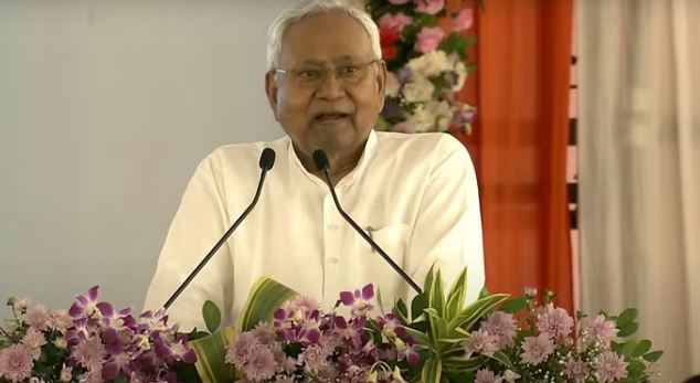 शिक्षक भर्ती में अब पहले बिहार के लोगों को मिलेगा मौका…चुनाव से पहले CM नीतीश कुमार का बड़ा एलान