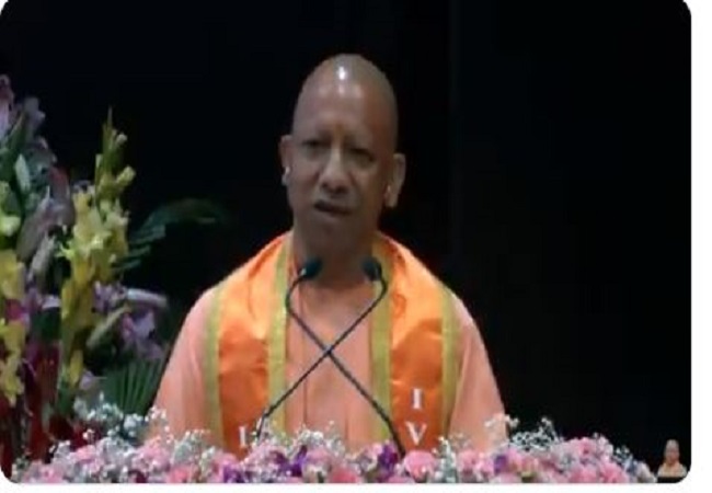 सीएम योगी, बोले- IVRI की भूमिका केवल पशु चिकित्सा तक सीमित नहीं, बल्कि…