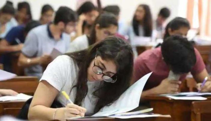 UPPCS मेंस व उत्तराखंड पीसीएस प्री की Examination date आई सामने But Problem , जाने पूरी बात क्या है समस्या