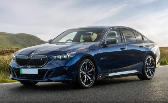 BMW – i5 Variant : BMW ला रही i5 का किफायती वेरिएंट , जानिए कितनी हो सकती हे कीमत