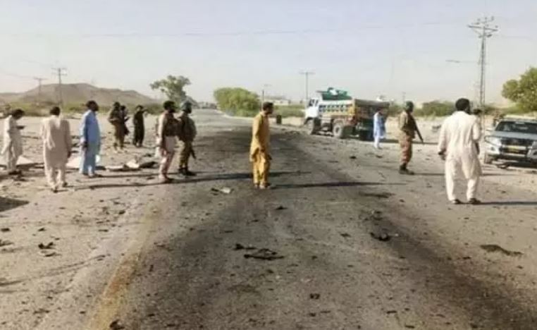 Balochistan BLA attack : बलूच में BLA लड़ाकों का हमला, 23 मरे , अधिकारी की भी मौत