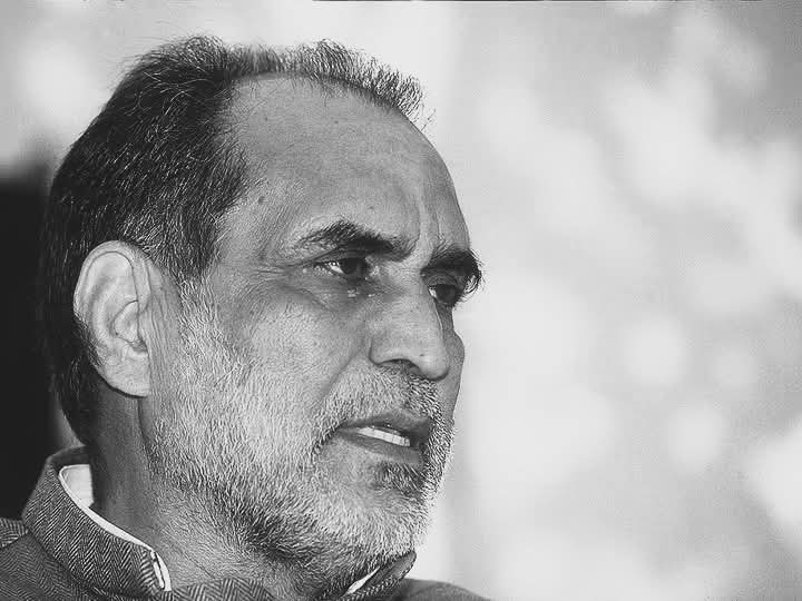 पुण्यतिथि पर स्मरण : चंद्रशेखर थे इंसानियत की मिसाल