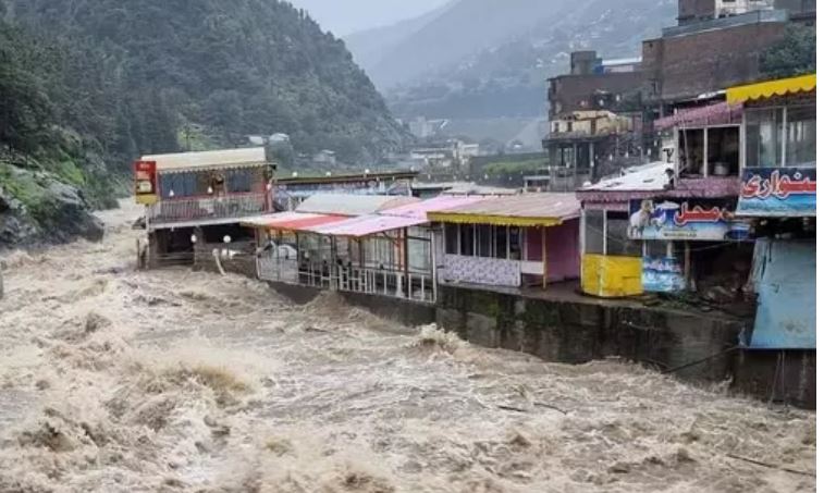 Gilgit-Baltistan floods :  गिलगित-बाल्टिस्तान में बाढ़ से 10 लोगों की मौत , राहत और  बचाव कार्य जारी
