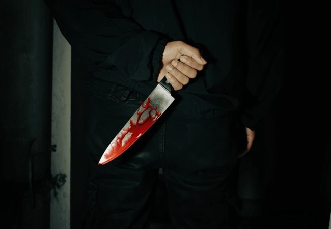 बर्थडे पार्टी में एक्स-वाइफ को देख शख्स बना हैवान, बेवफाई के आरोप लगाते हुए छीन ली सांसें