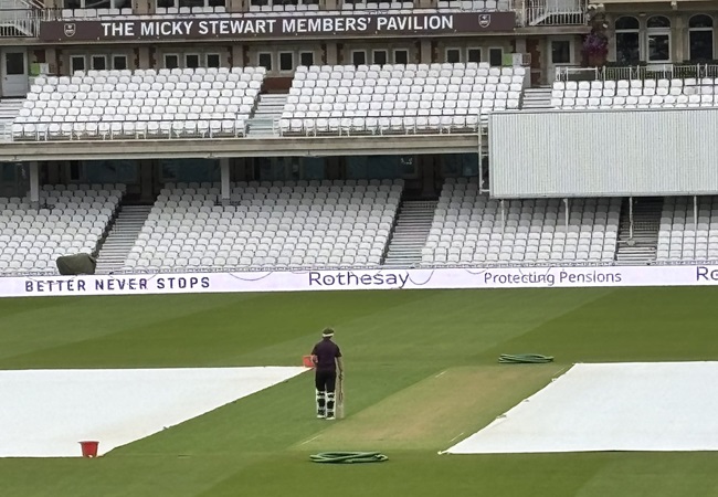 IND vs ENG Pitch Report: पहले गेंदबाजी या बल्लेबाजी करना होगा फायदेमंद? जानें- कैसा है ओवल की पिच का मिजाज