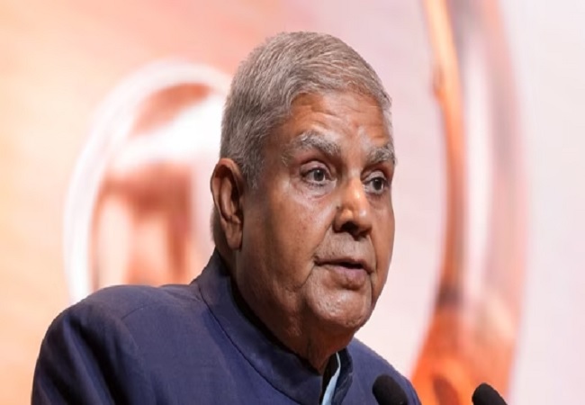 उपराष्ट्रपति जगदीप धनखड़ का इस्तीफा राष्ट्रपति द्रौपदी मुर्मू ने किया मंजूर, पीएम मोदी बोले- उत्तम स्वास्थ्य की करता हूं कामना