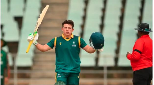 Under-19 Cricket : यूथ वनडे क्रिकेट में अफ्रीकी खिलाड़ी जोरिक वान शल्कविक ने जड़ा दोहरा शतक, रचा इतिहास