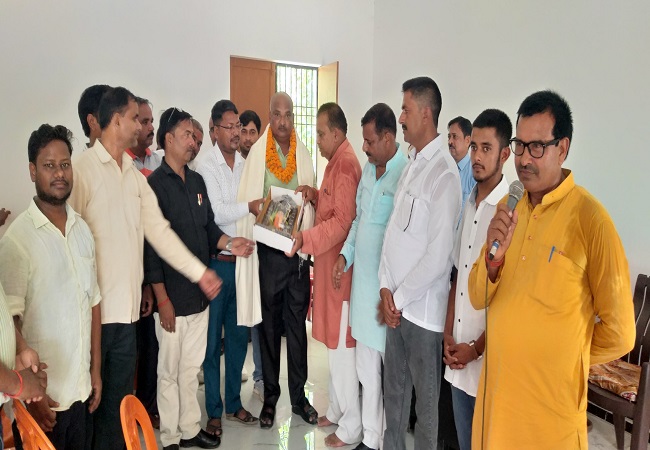 प्राथमिक विद्यालय लिलोई खुर्द बेलसर में कारगिल विजय दिवस पर ‘एक पेड़ मां के नाम’ किया वृक्षारोपण,शहीद को अर्पित की श्रद्धांजलि