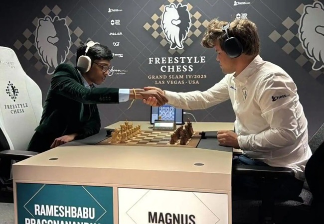 आर प्रज्ञानंदा के सामने टिक नहीं पाए मैग्नस कार्लसन, फ्रीस्टाइल शतरंज में भारतीय ग्रैंडमास्टर ने 39 चालों में जीता मुकाबला