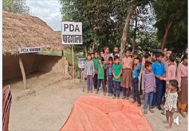 भाजपाई कान खोल सुन और आंख खोल देख लें ‘शिक्षा का अधिकार’ हम छीनने नहीं देंगे : अखिलेश यादव