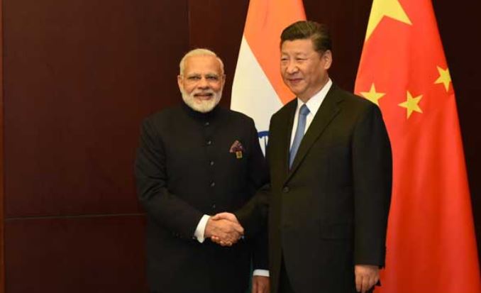 Indian Visas For Chinese Tourists : भारत पांच साल बाद चीन के पर्यटकों को वीजा देना शुरू करेगा