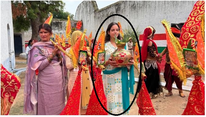 फांसी की सजा पा चुकी कैदी रमनदीप कौर ने कांवड़ यात्रा निकाली , शाहजहांपुर जेल में बंदियों संग की महादेव की पूजा