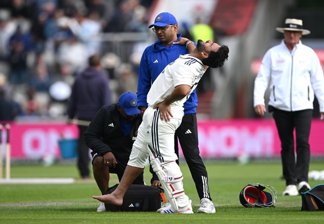 टीम इंडिया को जिस बात का डर था वही हुआ, ऋषभ पंत 6 हफ्ते के लिए हुए बाहर!