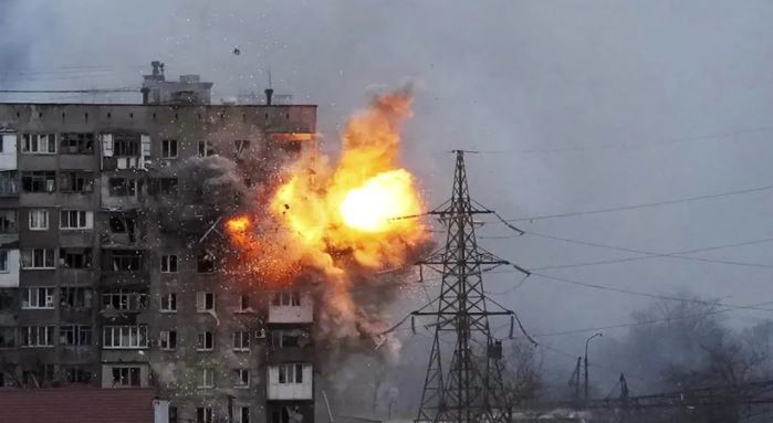 Russia-Ukraine War :  रूस ने फिर कीव को बनाया निशाना ,ड्रोन और मिसाइलों की बरसात कर किया यूक्रेन पर घातक हमला