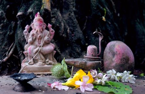 Sawan 2025 navagraha : सावन में नवग्रह को करें मजबूत, शिव कृपा से प्रमोशन-पैसा और यश का मिलेगा वरदान