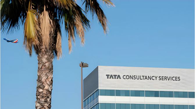 TCS Layoffs : टीसीएस छंटनी मामले में सक्रिय सरकार, आईटी मंत्रालय स्थिति पर रख रहा है कड़ी नजर