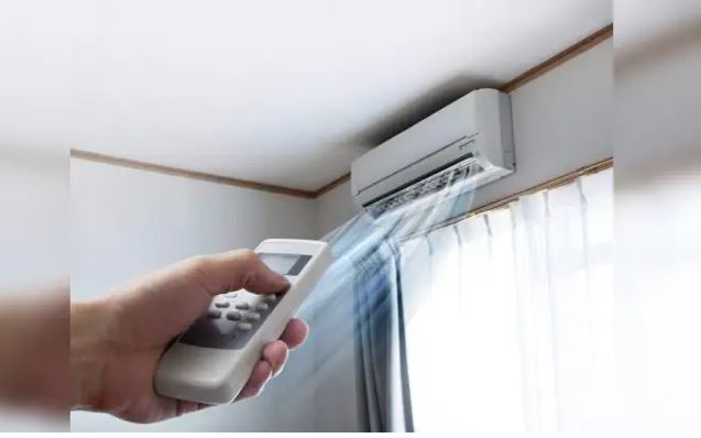 Electronic components Safety Tips बारिश में एसी चलाते समय रखे इस बात का ध्यान, नहीं तो हो सकता है भारी नुकसान