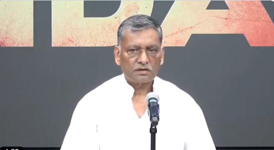 गोपाल खेमका की हत्या पर कांग्रेस ने सरकार को घेरा, कहा-जब राज्य में बीजेपी और नीतीश कुमार को होता है गठबंधन तो बढ़ जाते हैं अपराध