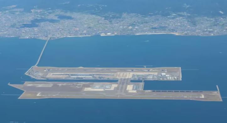 Japan Kansai Airport : धीरे-धीरे समुद्र में डूब रहा है जापान का ये Airport , इंजीनियरिंग चमत्कार बना ​कठिन चुनौती  